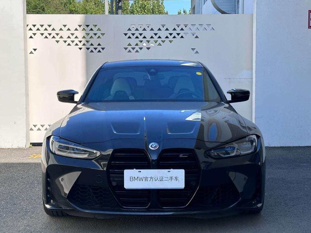 BMW M3 2023 — фото автомобиля