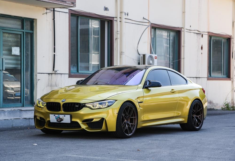 BMW M4 2018 — фото автомобиля 1
