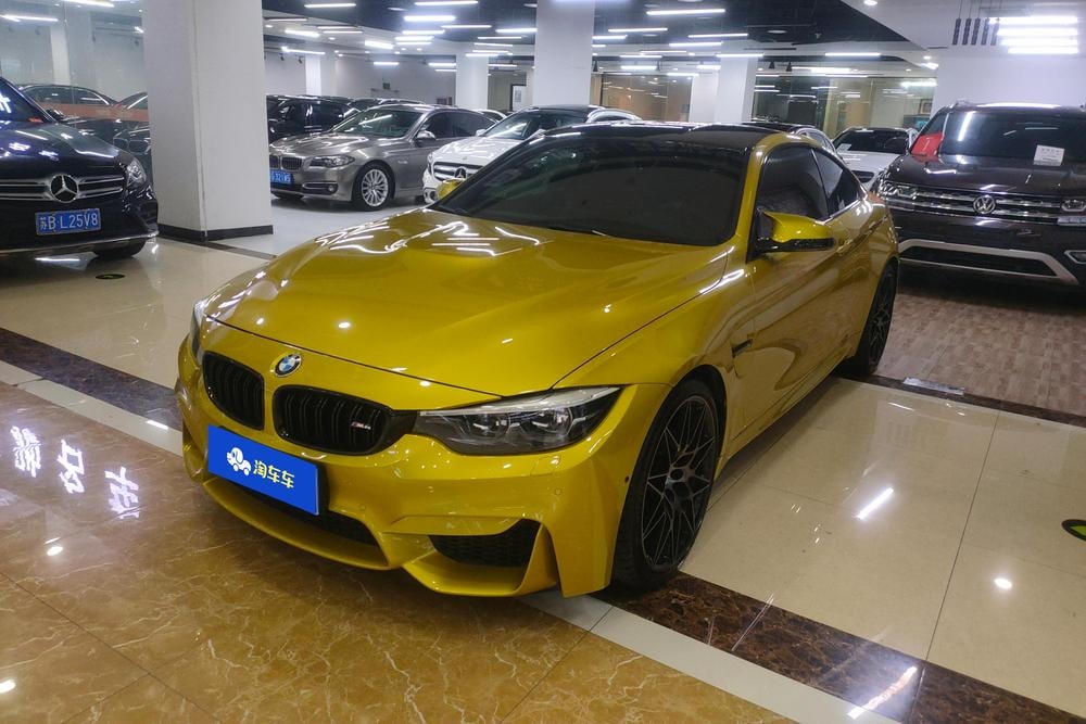 BMW M4 2019 — фото автомобиля 1