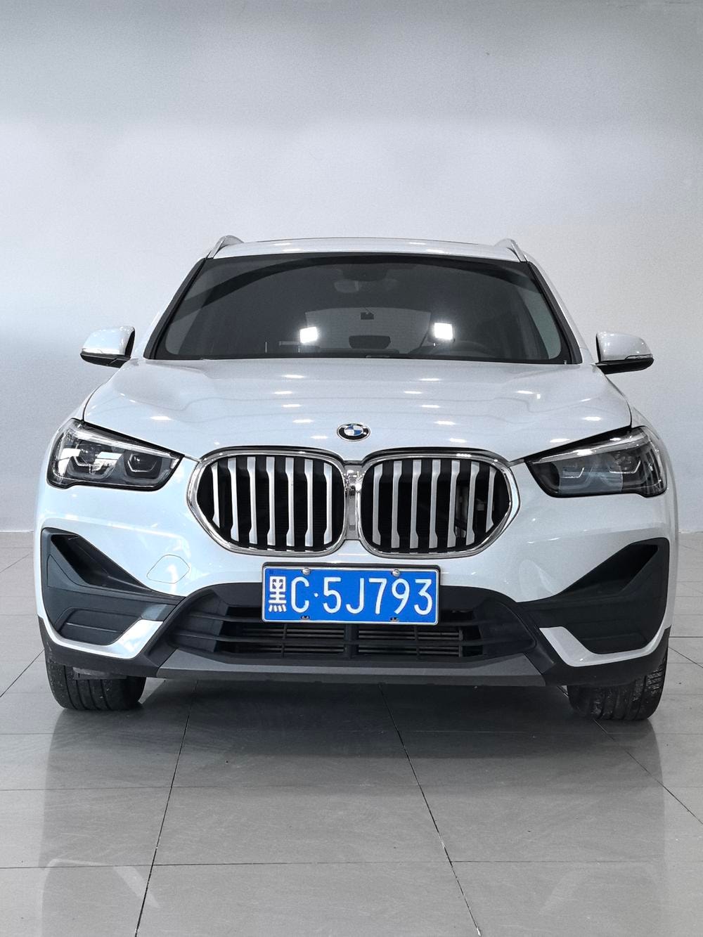 BMW X1 2021 — фото автомобиля 1