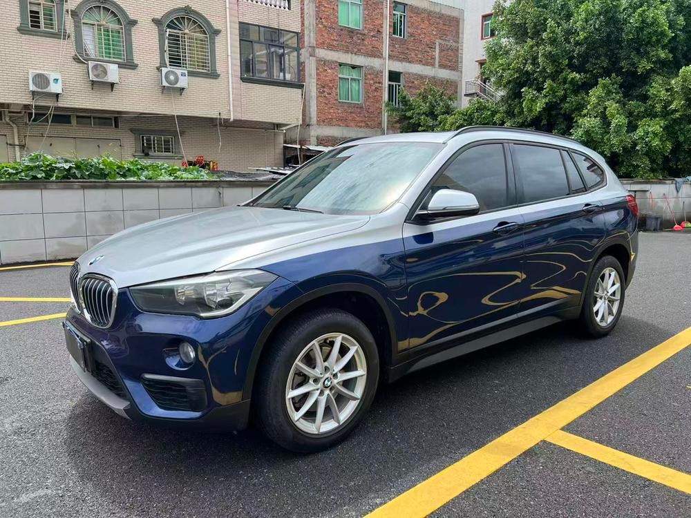 BMW X1 2018 — фото автомобиля
