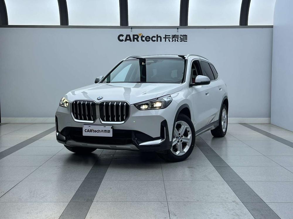 BMW X1 2023 — фото автомобиля 1