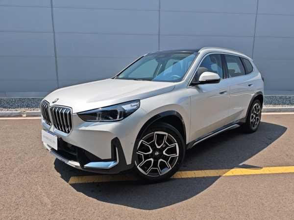 BMW X1 2025 — фото автомобиля 1