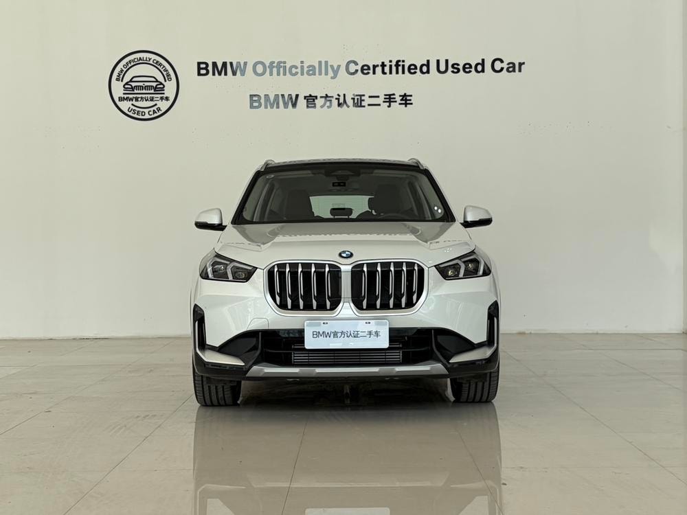 BMW X1 2025 — фото автомобиля