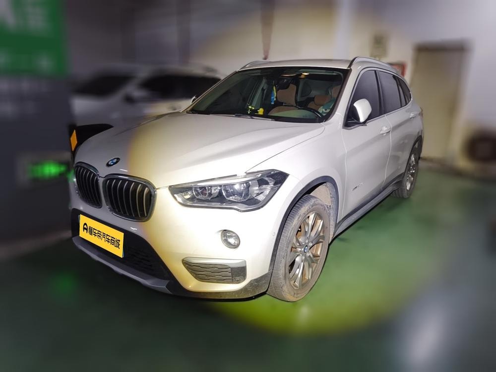 BMW X1 2018 — фото автомобиля