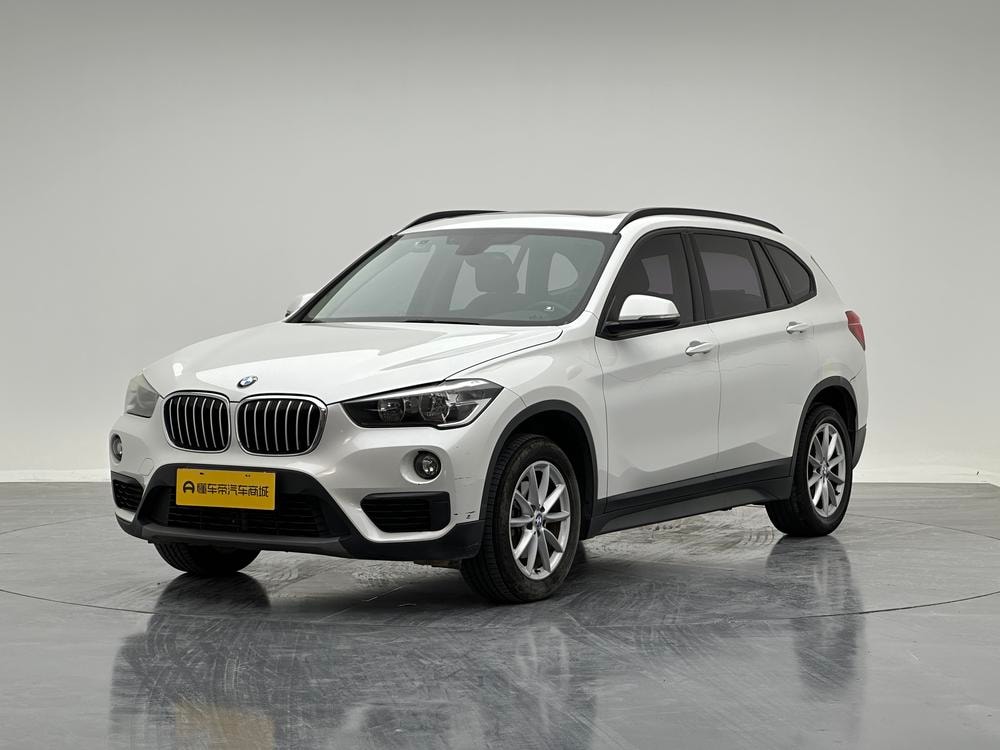 BMW X1 2019 — фото автомобиля 1