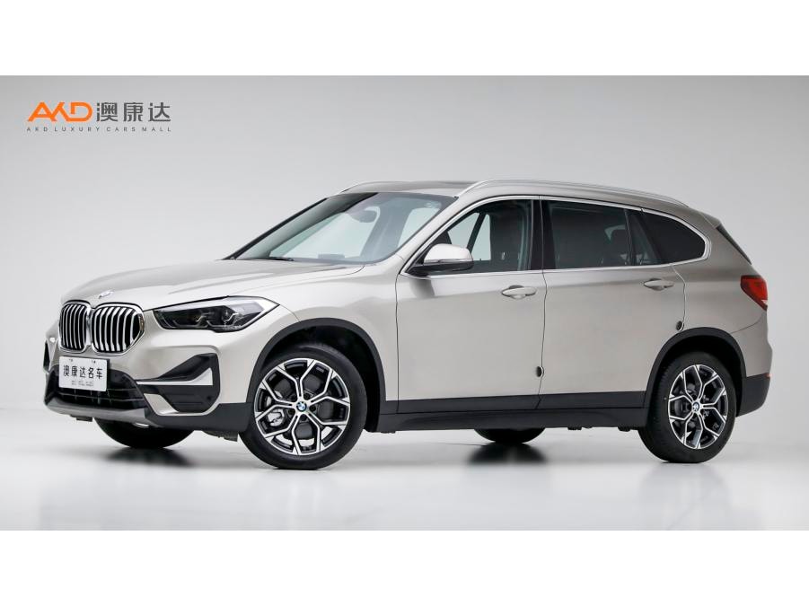 BMW X1 2021 — фото автомобиля 1