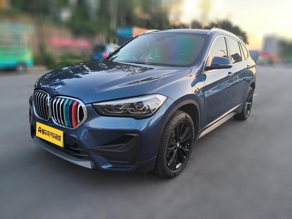 BMW X1 2021 — фото автомобиля