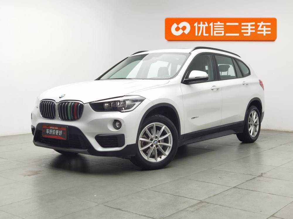 BMW X1 2018 — фото автомобиля