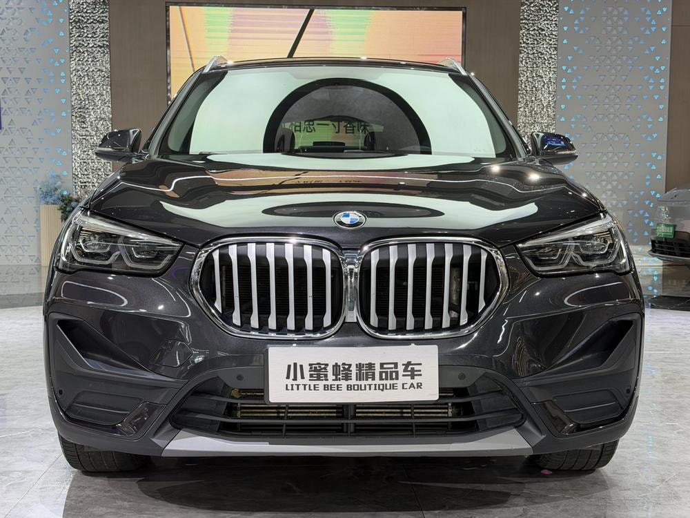 BMW X1 2020 — фото автомобиля 1