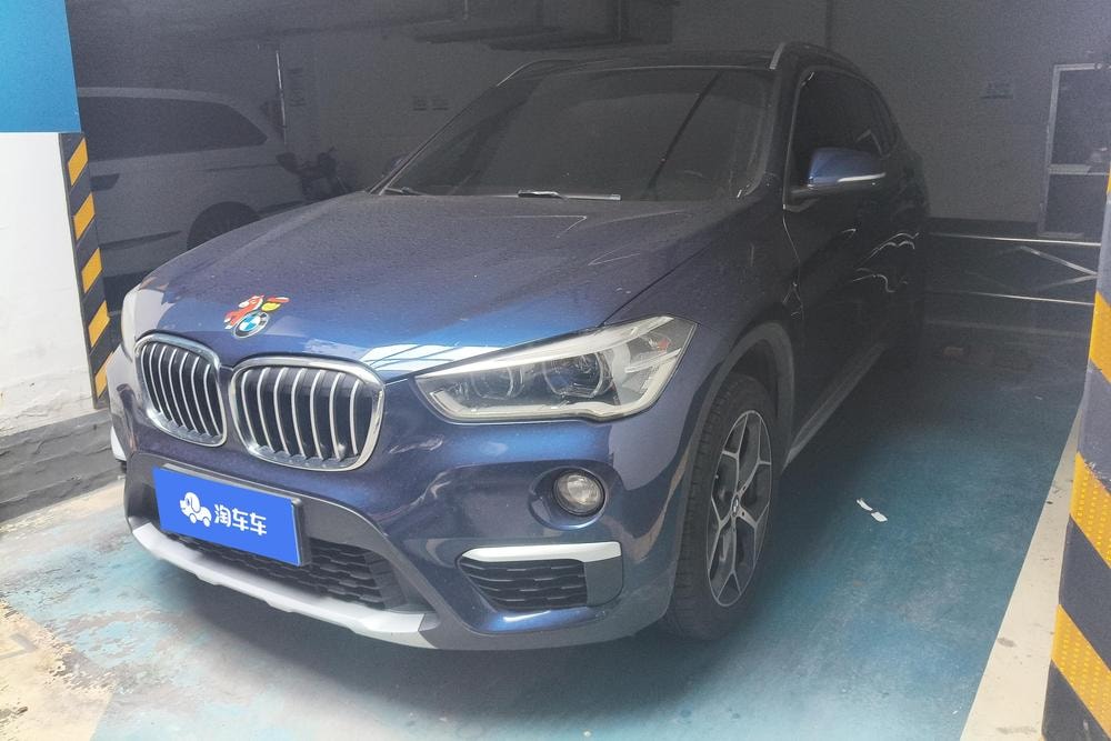 BMW X1 2019 — фото автомобиля 1