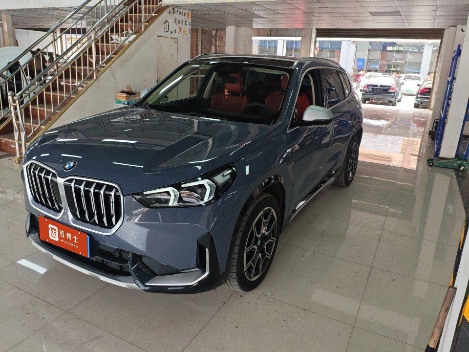 BMW X1 2023 — фото автомобиля