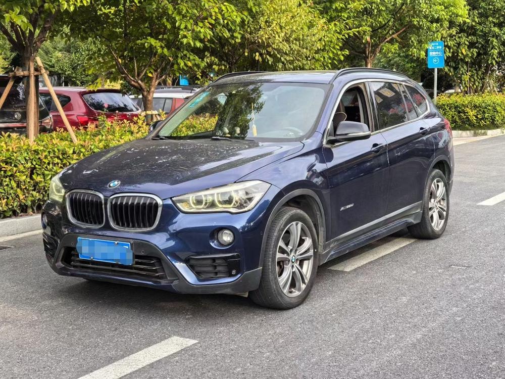 BMW X1 2016 — фото автомобиля