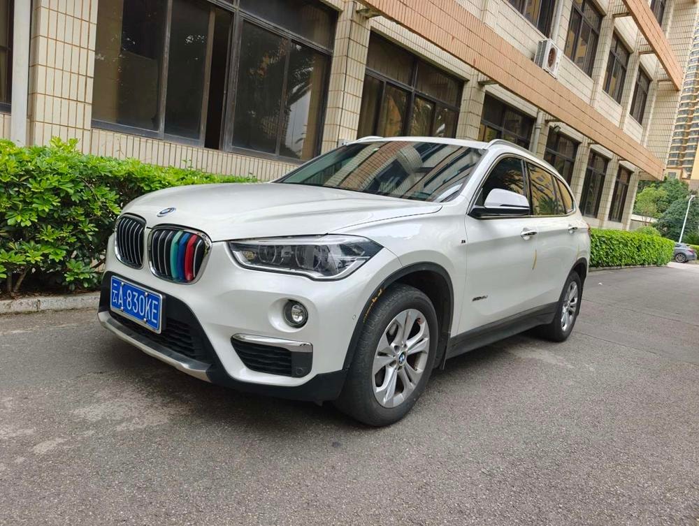 BMW X1 2018 — фото автомобиля