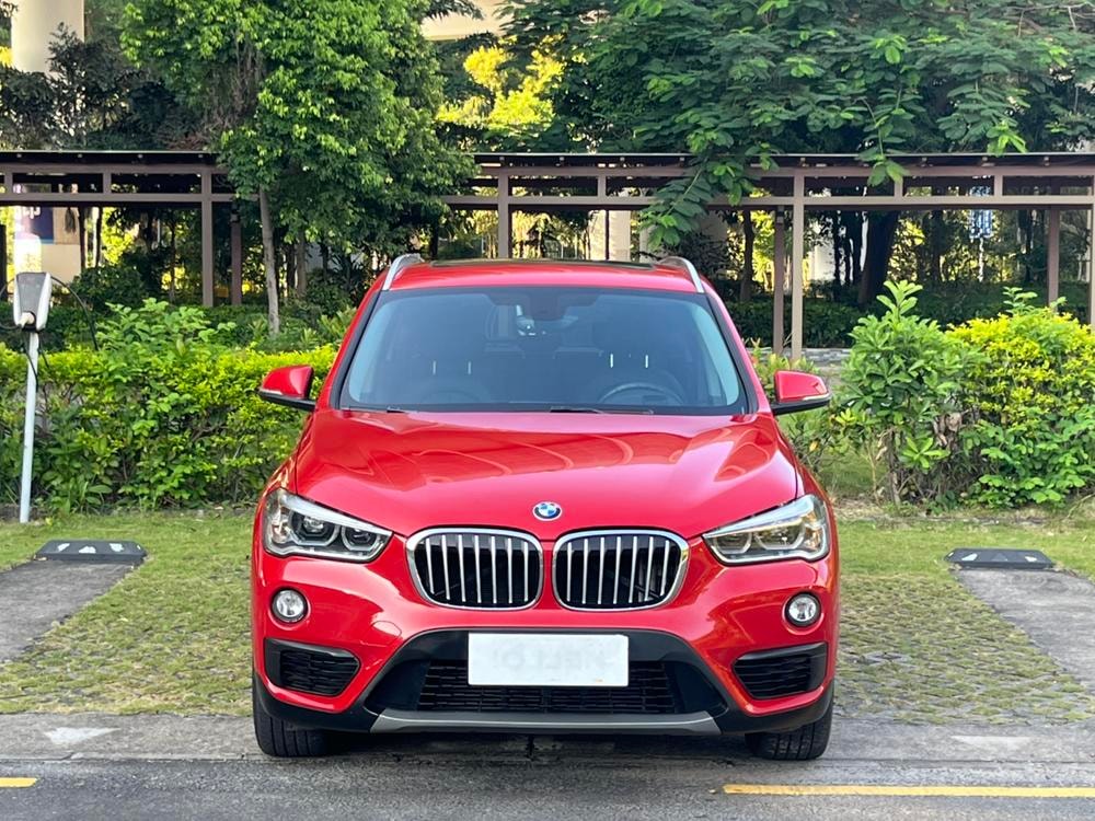 BMW X1 2018 — фото автомобиля