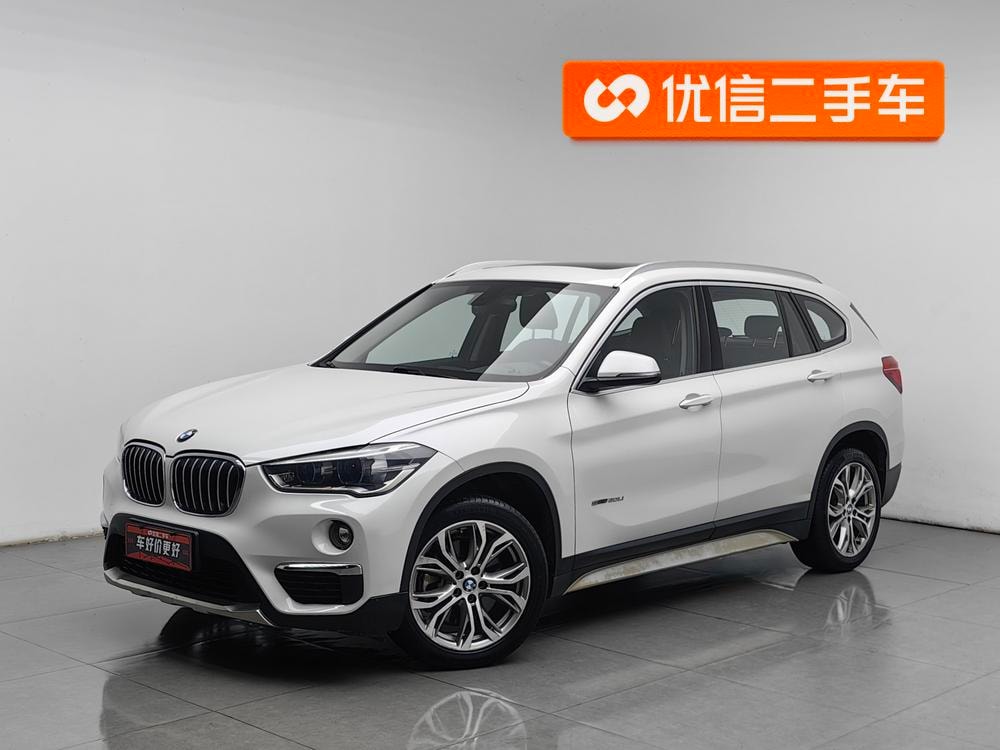 BMW X1 2018 — фото автомобиля 1