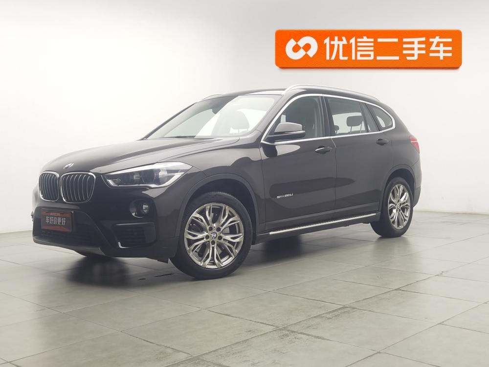 BMW X1 2018 — фото автомобиля 1