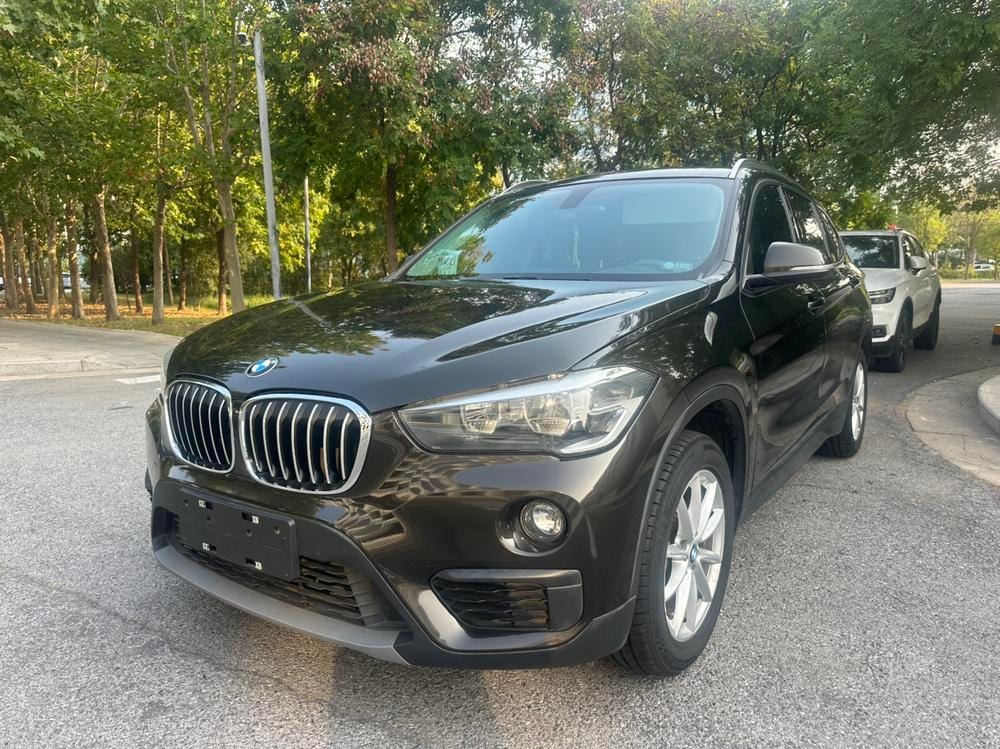 BMW X1 2018 — фото автомобиля 1
