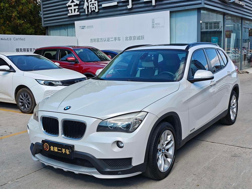BMW X1 2015 — фото автомобиля