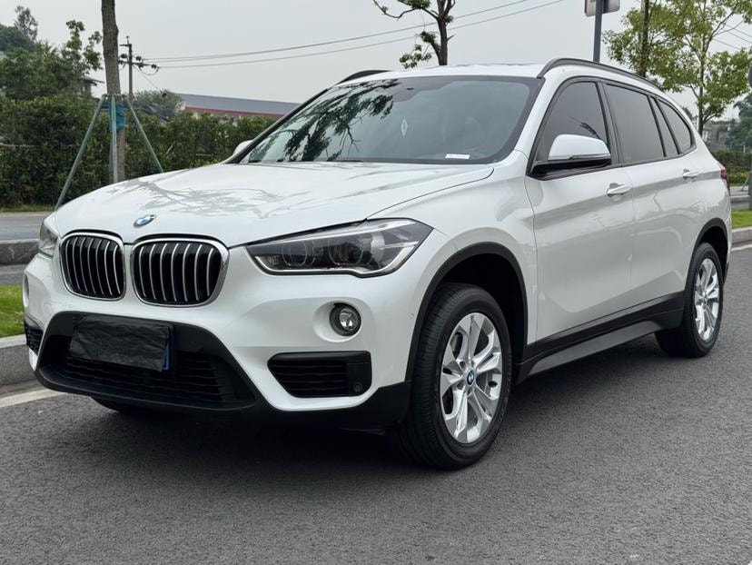 BMW X1 2016 — фото автомобиля
