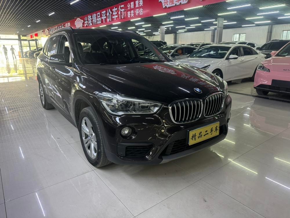 BMW X1 2016 — фото автомобиля