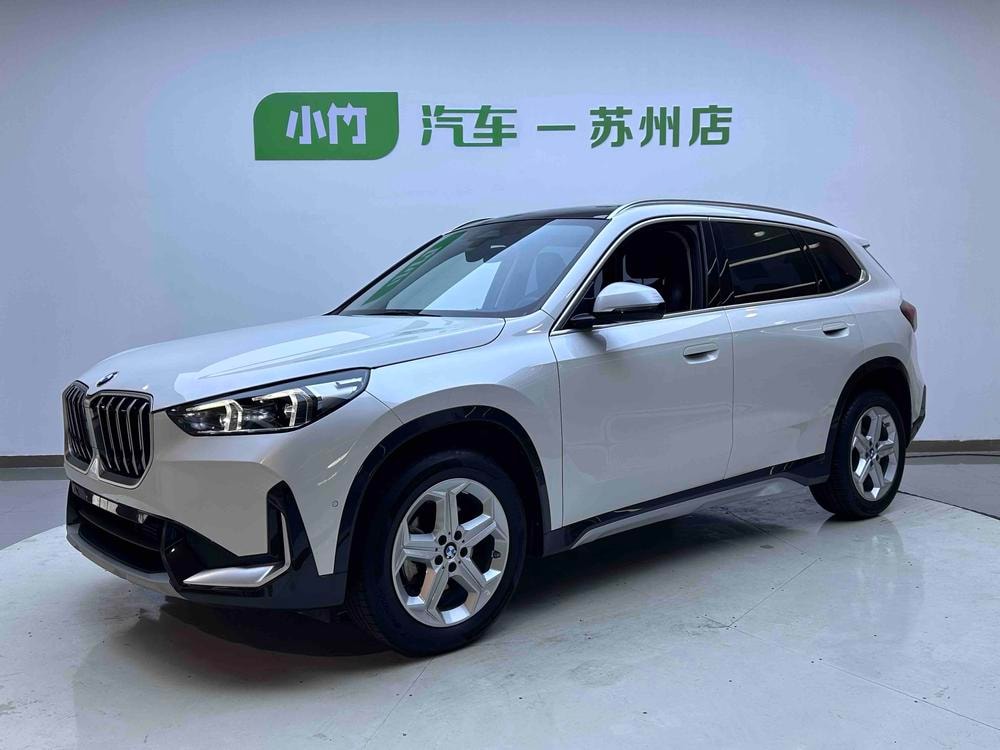 BMW X1 2023 — фото автомобиля