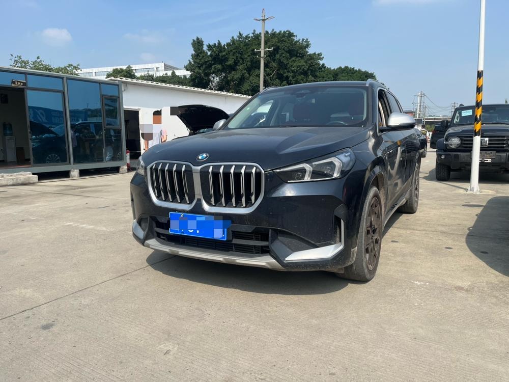 BMW X1 2024 — фото автомобиля