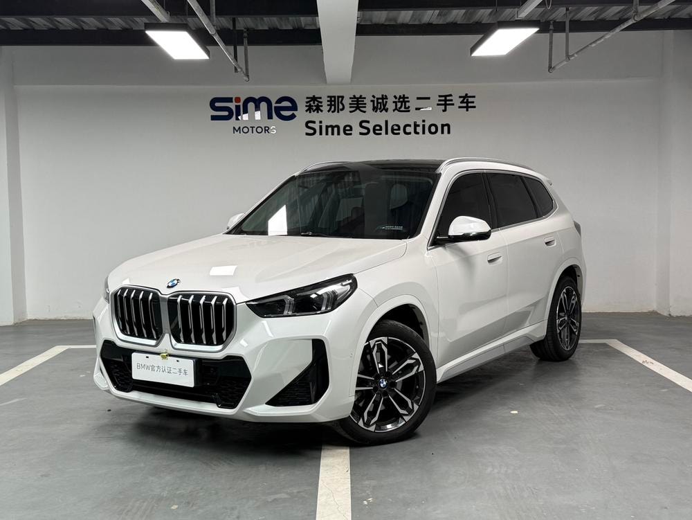 BMW X1 2025 — фото автомобиля