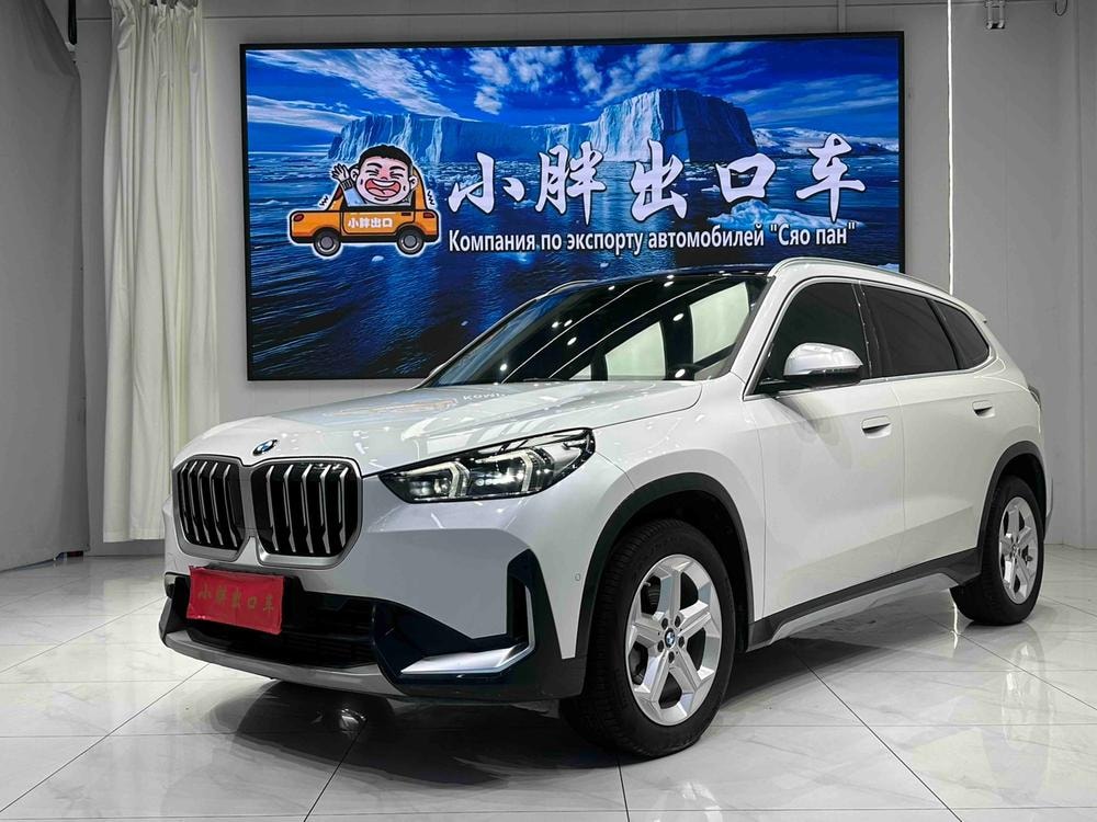 BMW X1 2023 — фото автомобиля