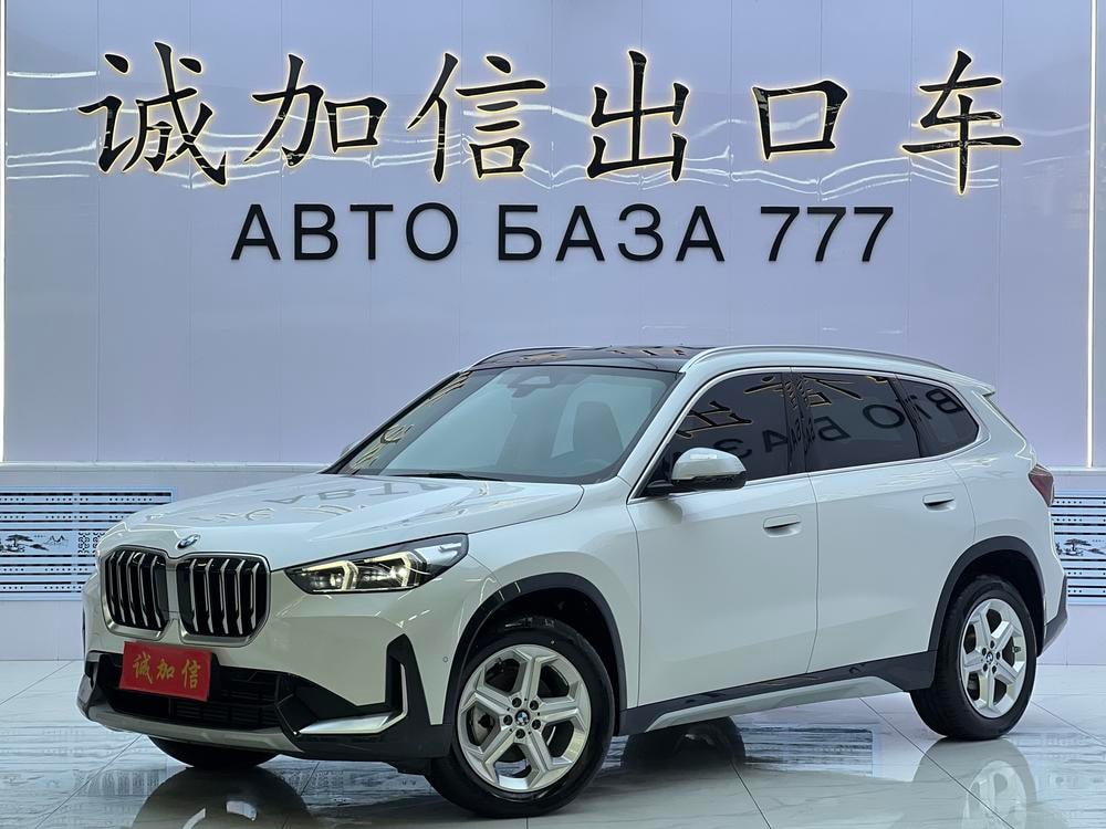 BMW X1 2023 — фото автомобиля