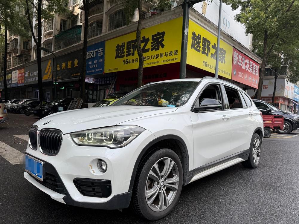 BMW X1 2019 — фото автомобиля