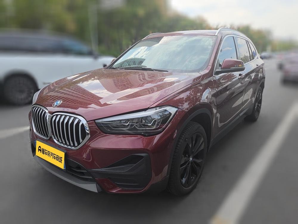 BMW X1 2020 — фото автомобиля