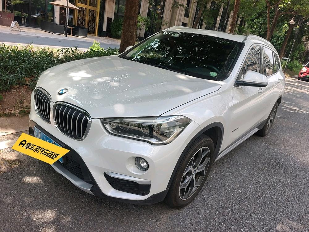 BMW X1 2016 — фото автомобиля
