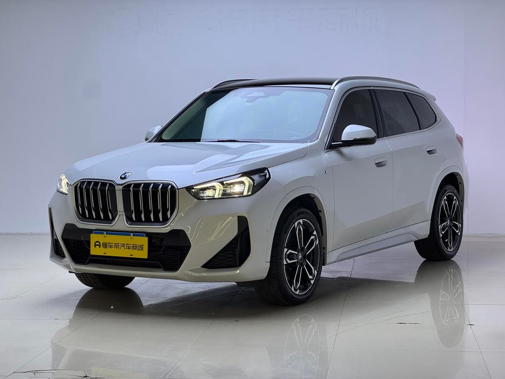 BMW X1 2023 — фото автомобиля 1