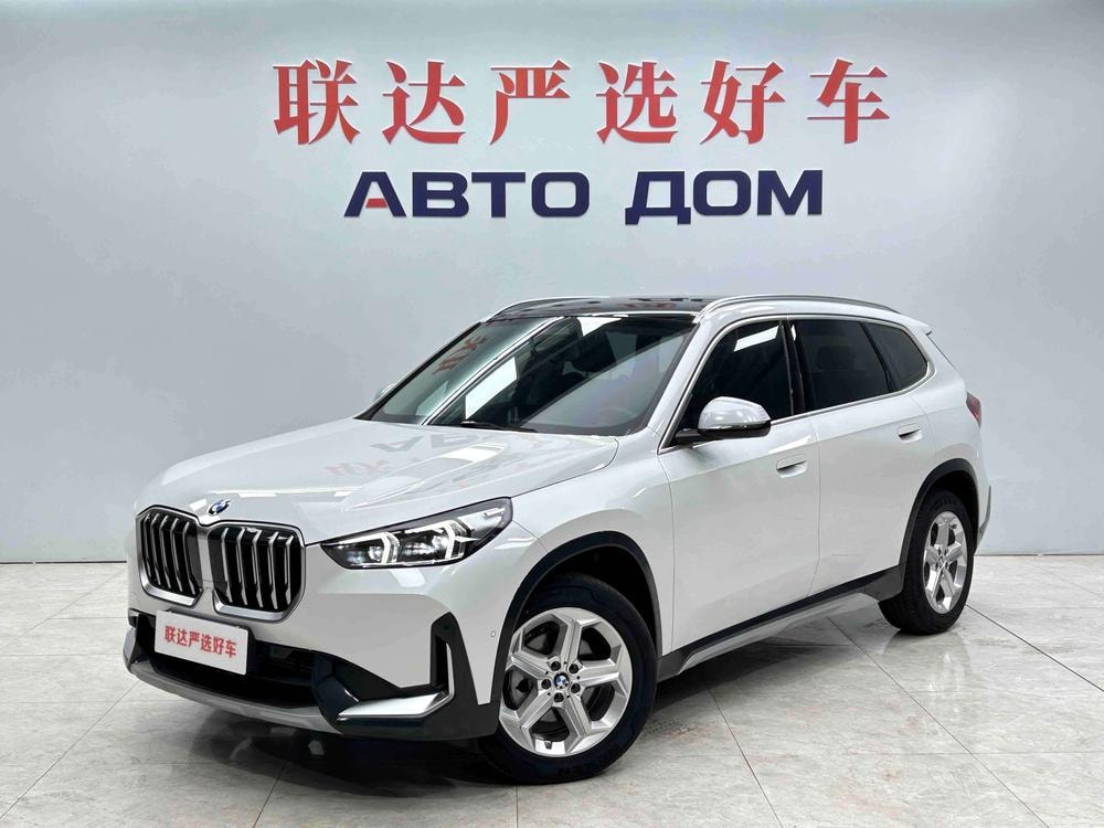 BMW X1 2023 — фото автомобиля