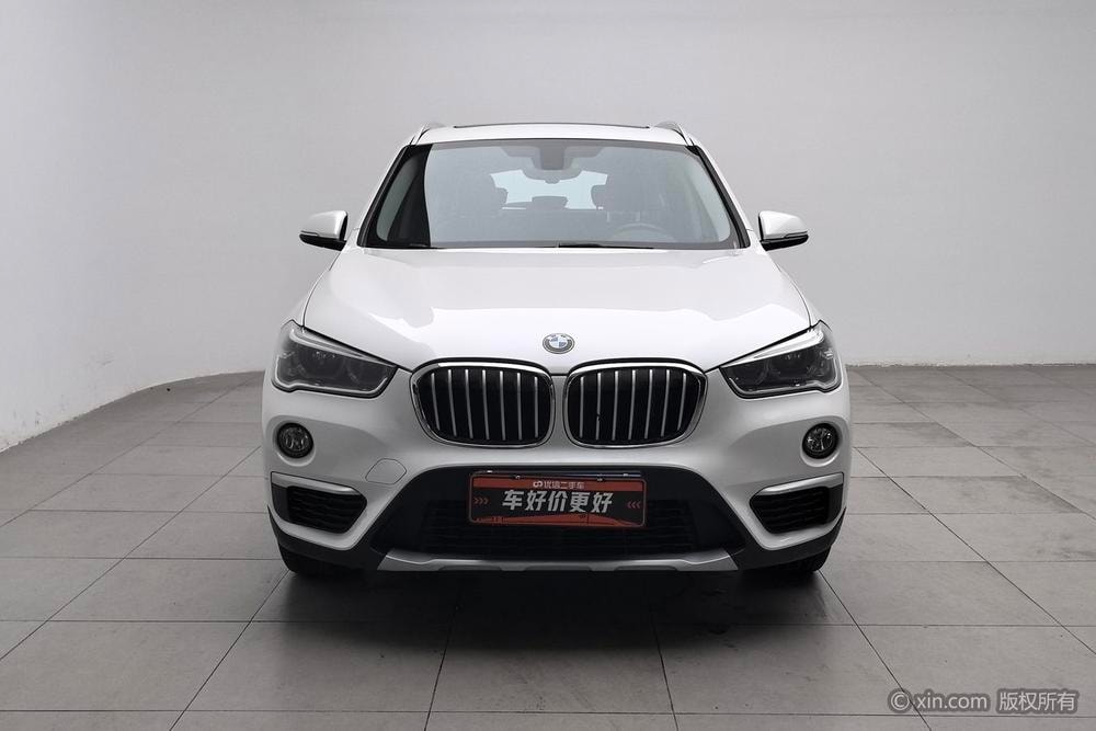 BMW X1 2019 — фото автомобиля