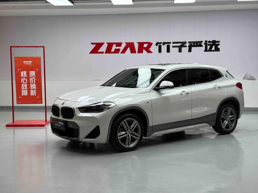BMW X2 2020 — фото автомобиля 1