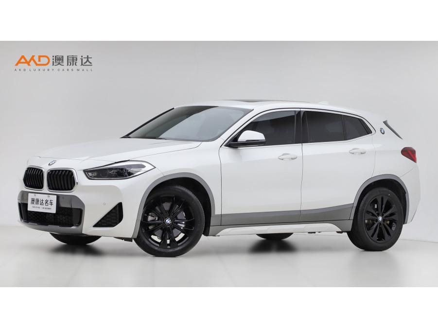 BMW X2 2021 — фото автомобиля