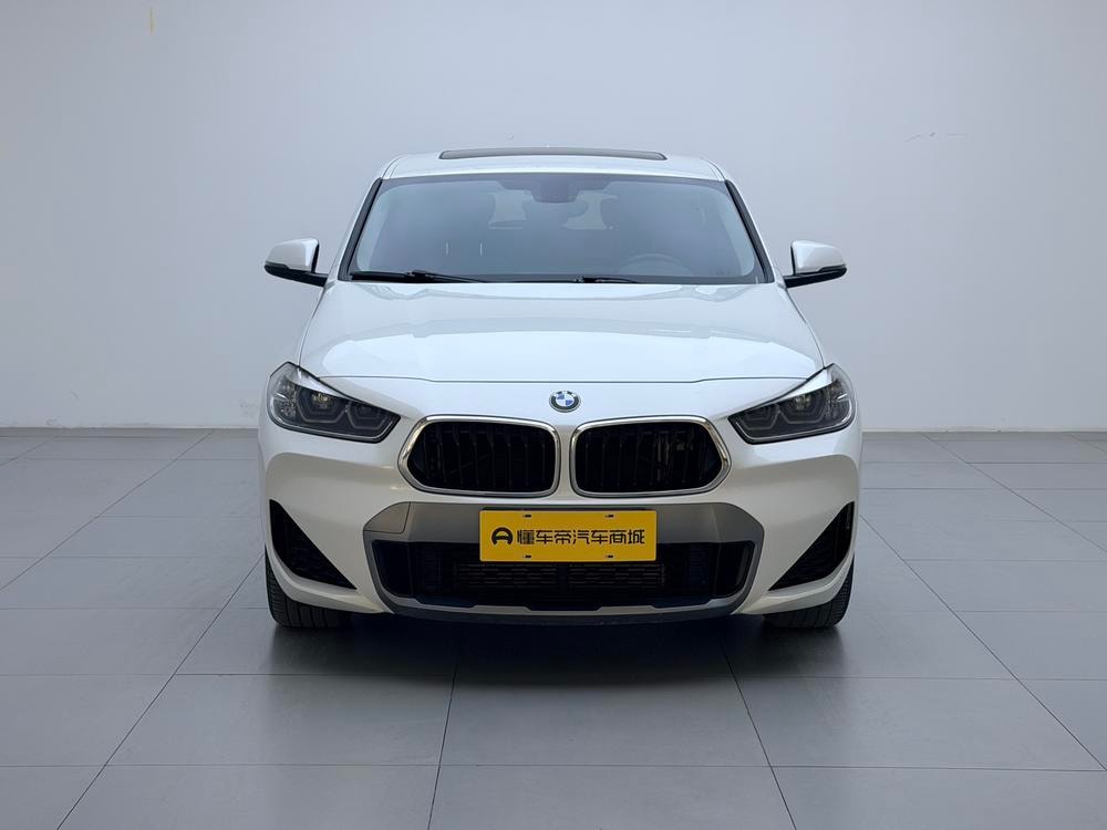 BMW X2 2020 — фото автомобиля 1