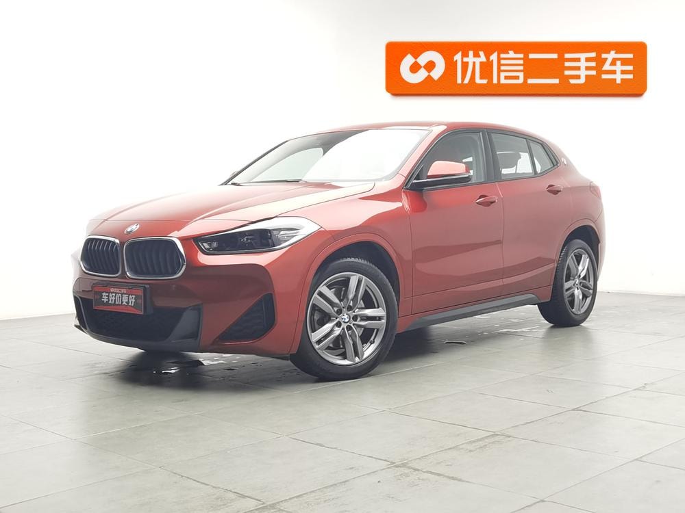 BMW X2 2022 — фото автомобиля 1
