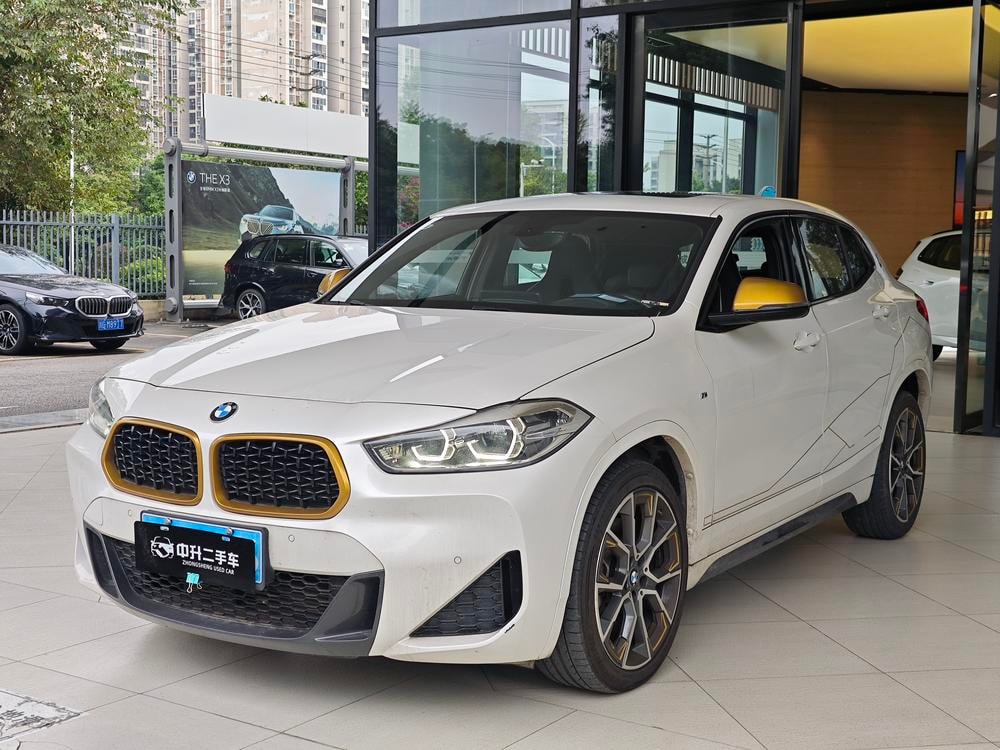 BMW X2 2023 — фото автомобиля