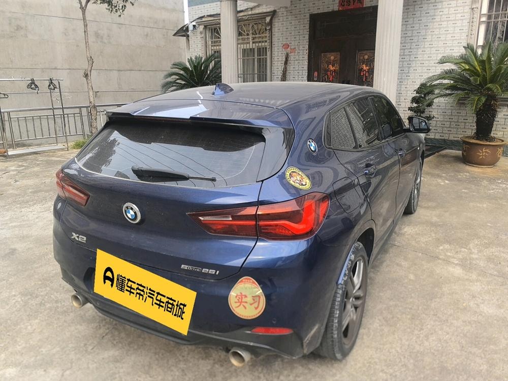BMW X2 2020 — фото автомобиля