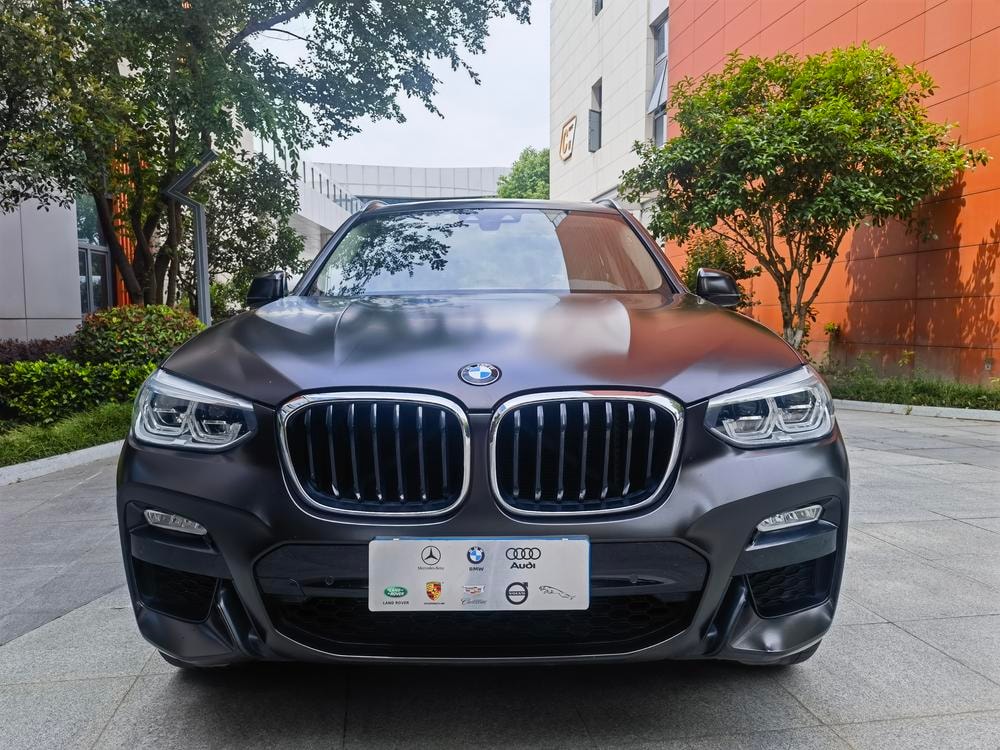 BMW X3 2019 — фото автомобиля