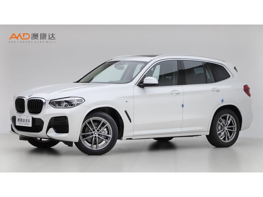 BMW X3 2021 — фото автомобиля 1