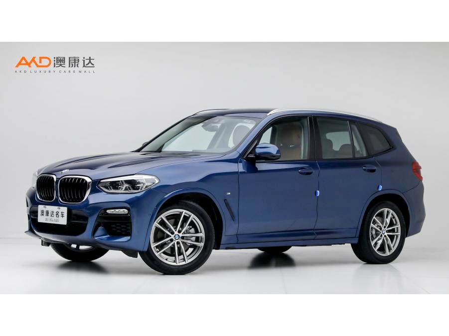 BMW X3 2018 — фото автомобиля