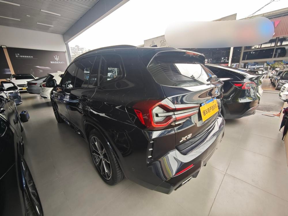 BMW X3 2023 — фото автомобиля 1