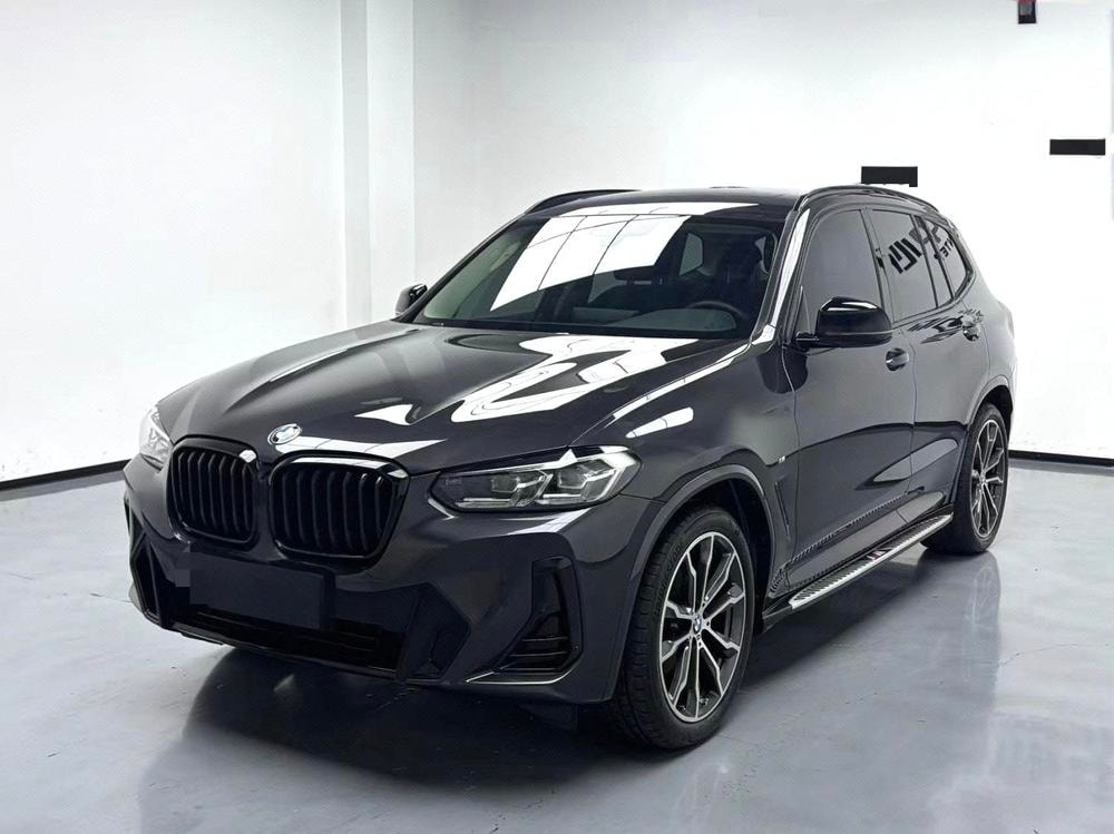 BMW X3 2022 — фото автомобиля