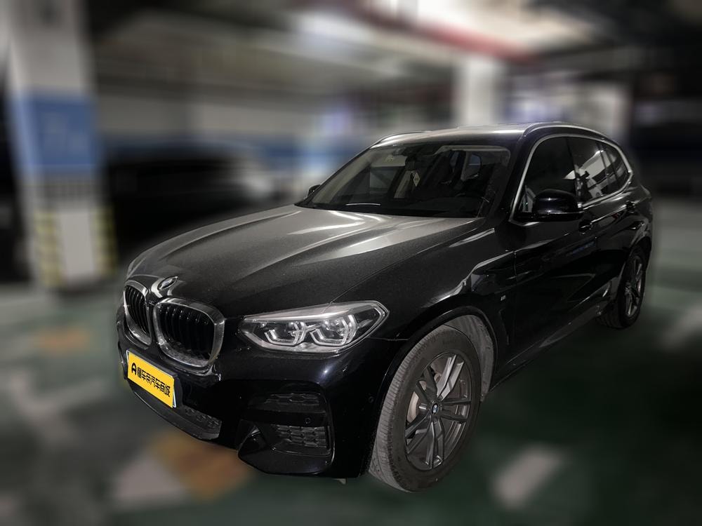 BMW X3 2021 — фото автомобиля
