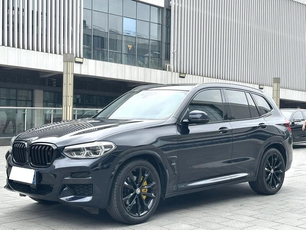 BMW X3 2020 — фото автомобиля