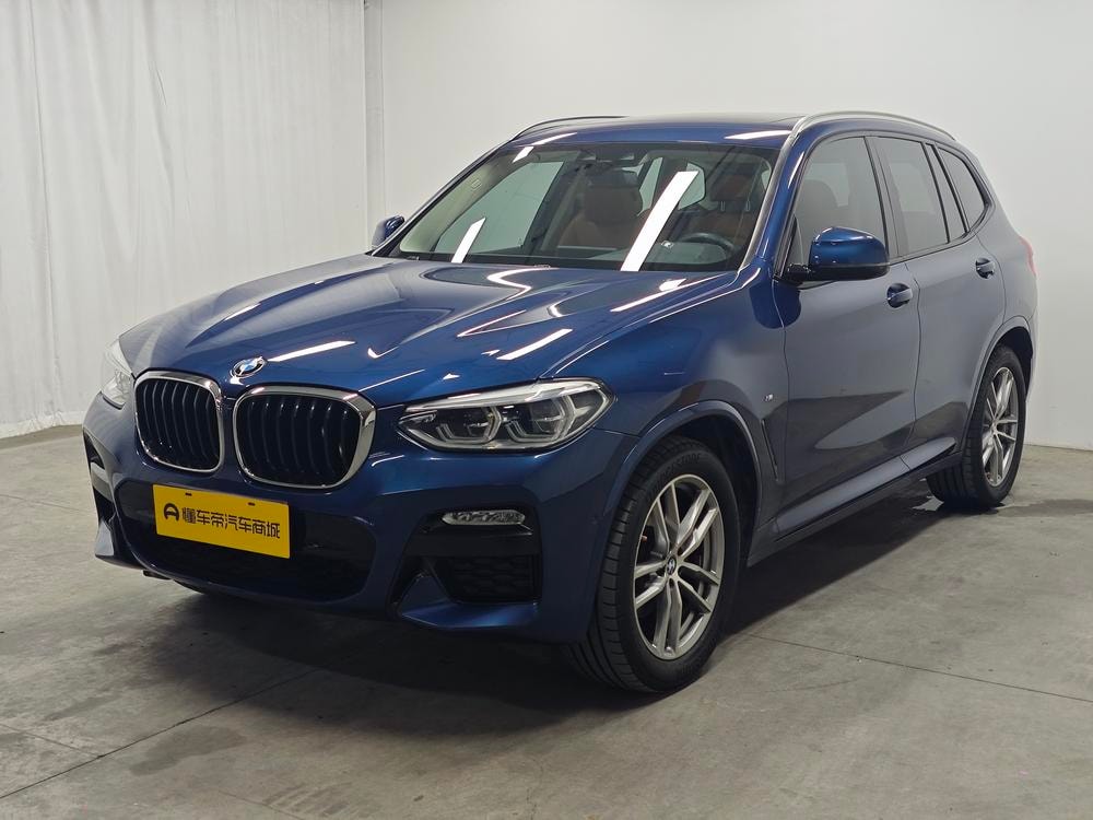 BMW X3 2018 — фото автомобиля